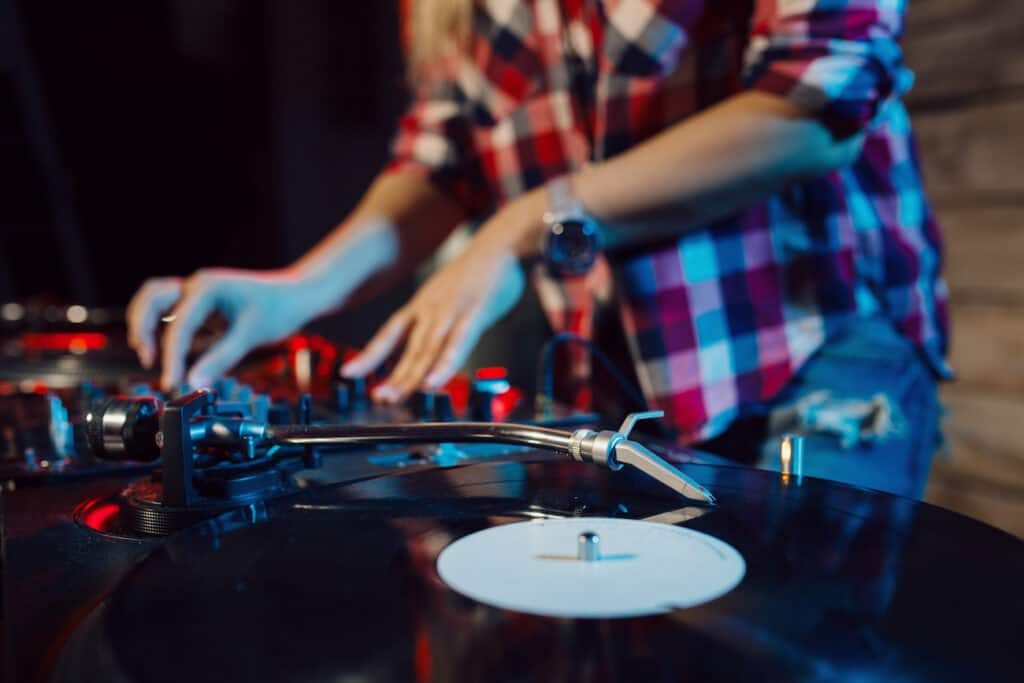 Woman Doing at a mix table during an event