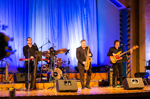 Cocktail Sax is a jazzy Indianapolis cocktail band for hire 10